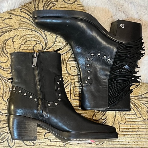 NWOB $200 Sam Edelman Bernie Fringe Bootie Size 5 - Picture 7 of 10